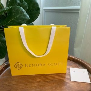 Kendra Scott Gift Bundle